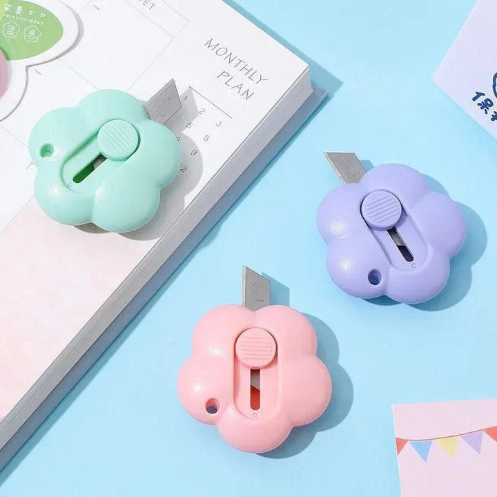 8pcs Mini Practical Utility Knives Kawaii Flowers Paper Cutter Retractable Envelopes Opener Portalble Pocket Knife Office Supplies - Total Trends Fusion
