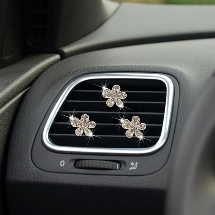 3pcs Car Aromatherapy Five-petal Flower Inlaid With Diamond Clips, Car Diffuser, Petal Decoration Ornaments, Car Air Outlet Fragrance Clip - Total Trends Fusion