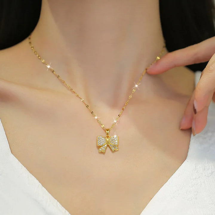 Romantic Baby’s Breath Bow Pendant Necklace – Titanium Steel Chain, Cute & Simple Jewelry