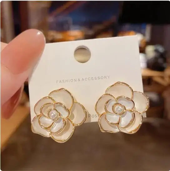 Luxury Vintage Number 5 Pearl Hoop Earrings Accessories Girls Gift Woman Earring Fashion Jewelry - Total Trends Fusion