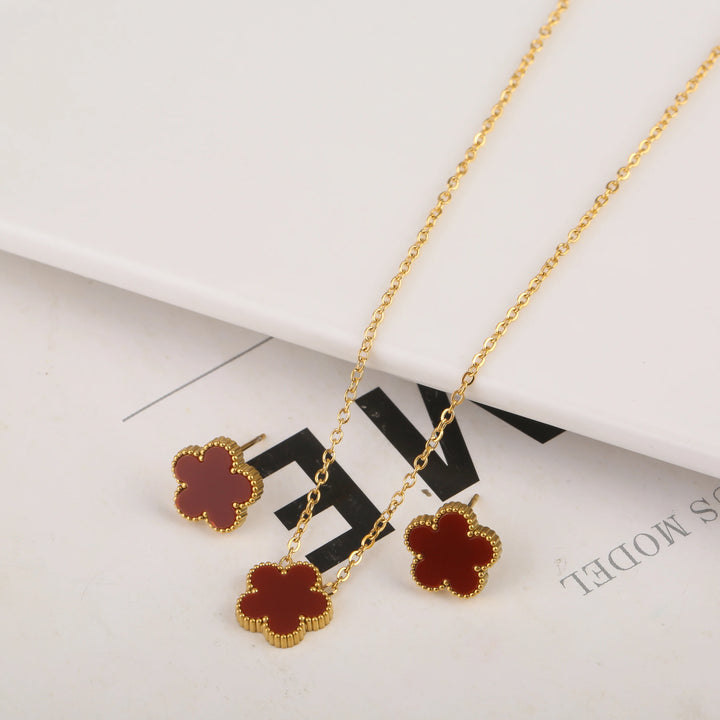 Adjustable New Design Gold Plated Stainless Steel 316L Plant Flower Bracelet With Five Leaf Petals Women's Luxury Gifts Clover - Total Trends Fusion